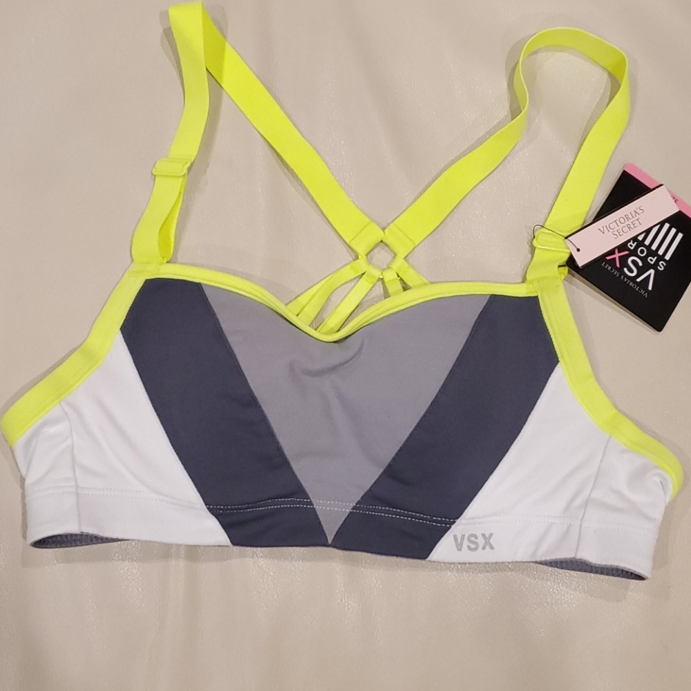 Sports bra